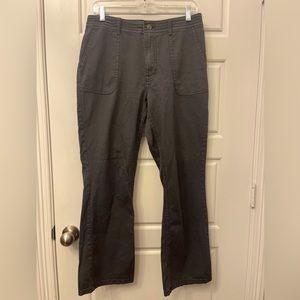 Prana Woman’s Gray  Straight Jeans Size: 8 Preloved